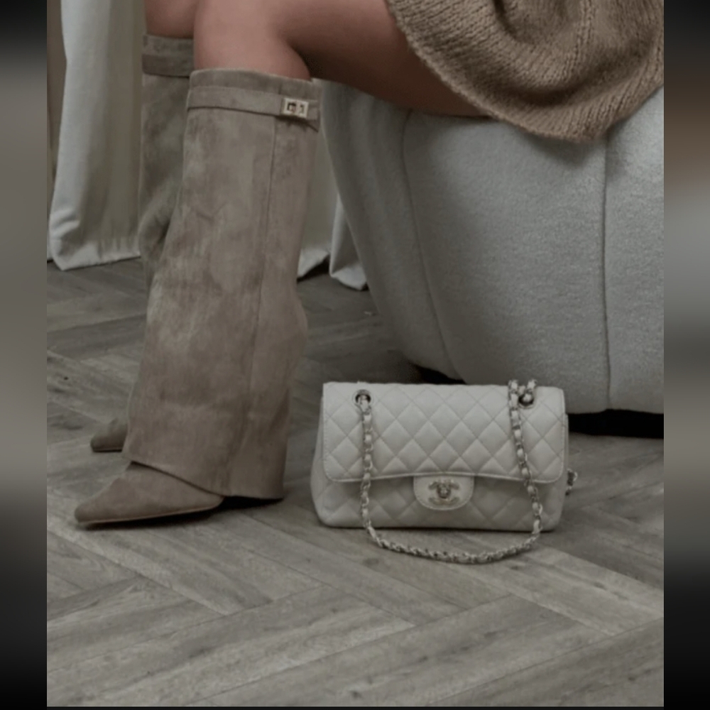 Elegant Brown Heeled Boots